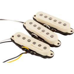 FENDER Vintage Noiseless™ Strat® Pickups, (3), Aged White