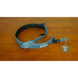 DV MARK STRAP S DV BLUE - Sangle en cuir largeur 55mm - logo DV MARK - couleur Bleue