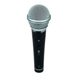 SAMSON R21S - Microphone dynamique cardioïde - interrupteur - avec pince, câble XLR-XLR et étui rigide